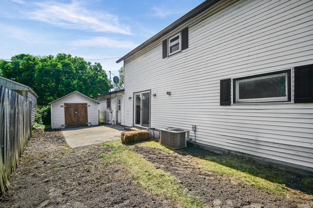 114 S Illinois Street, Delphi, IN 46923