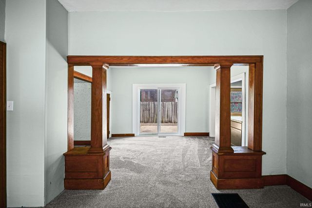 114 S Illinois Street, Delphi, IN 46923