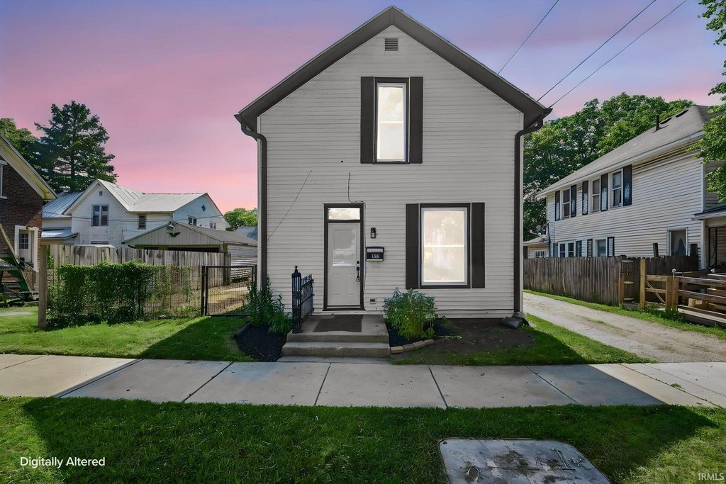 114 S Illinois Street, Delphi, IN 46923