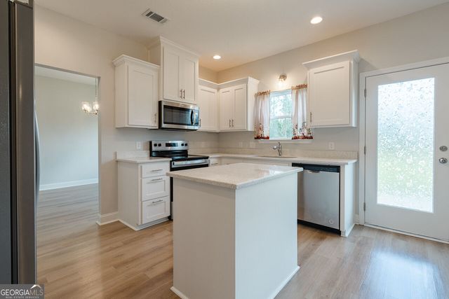 446 McClelland Road NE, Ludowici, GA 31316