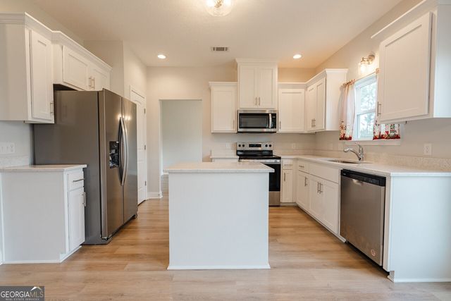 446 McClelland Road NE, Ludowici, GA 31316