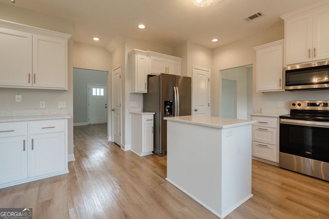 446 McClelland Road NE, Ludowici, GA 31316