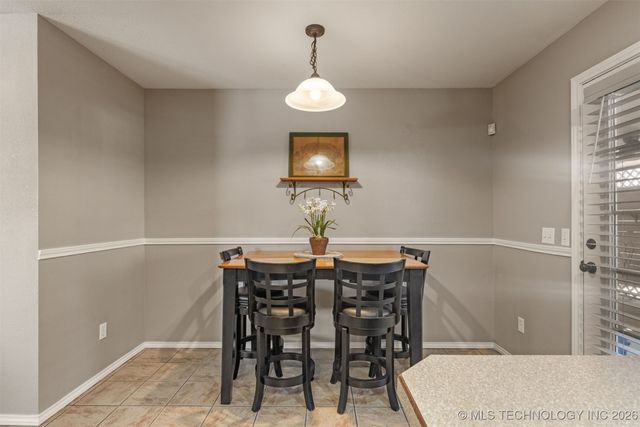 702 S Division Street, Sapulpa, OK 74066