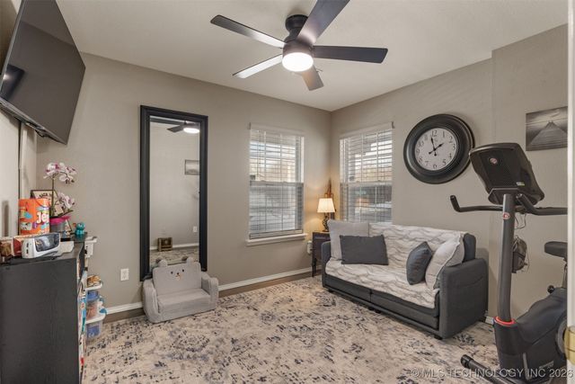 702 S Division Street, Sapulpa, OK 74066