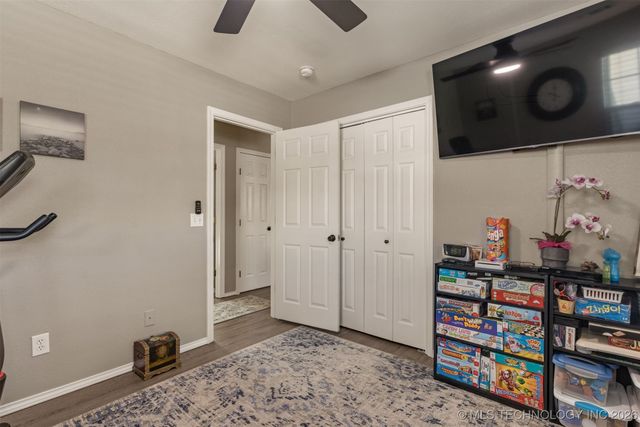 702 S Division Street, Sapulpa, OK 74066