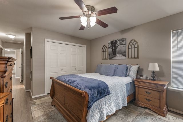 702 S Division Street, Sapulpa, OK 74066