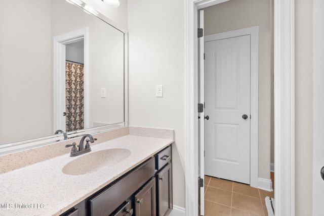 14437 Choctaw Ridge Drive, Olive Branch, MS 38654