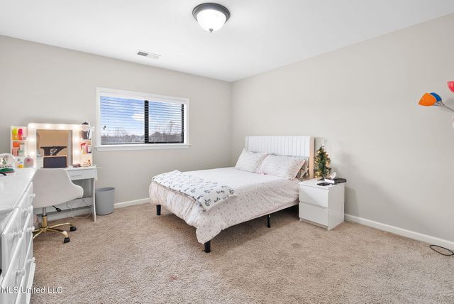 14437 Choctaw Ridge Drive, Olive Branch, MS 38654