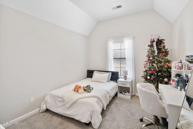 14437 Choctaw Ridge Drive, Olive Branch, MS 38654