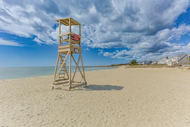 22 Mandeville Road, West Harwich, MA 02671