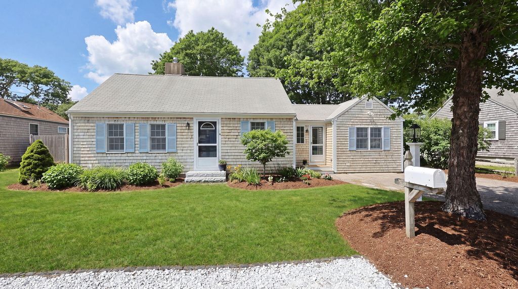 22 Mandeville Road, West Harwich, MA 02671