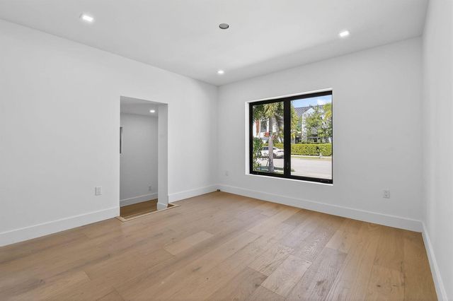 326 Palmetto Street, West Palm Beach, FL 33405
