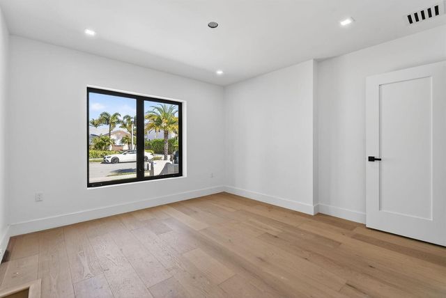 326 Palmetto Street, West Palm Beach, FL 33405
