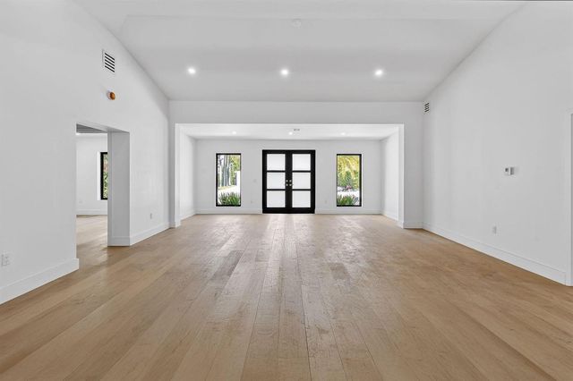 326 Palmetto Street, West Palm Beach, FL 33405