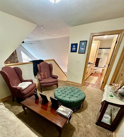 E2702 Country Lane Road, Eben Junction, MI 49825