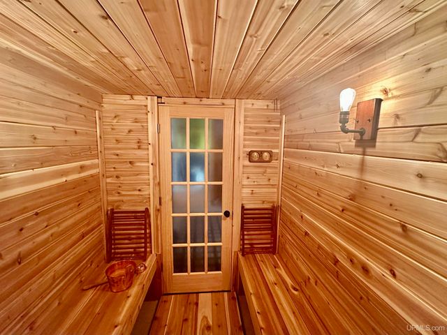 E2702 Country Lane Road, Eben Junction, MI 49825