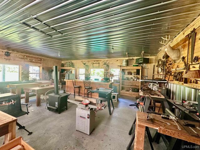 E2702 Country Lane Road, Eben Junction, MI 49825