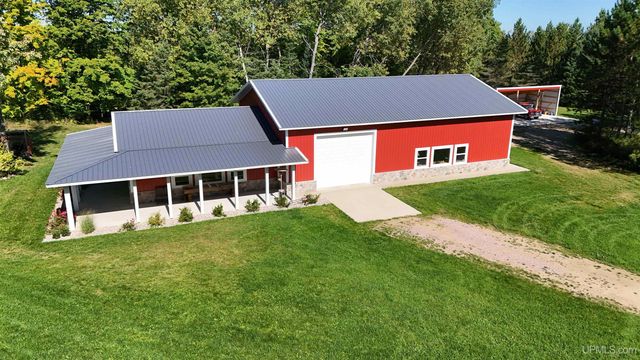 E2702 Country Lane Road, Eben Junction, MI 49825