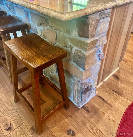 E2702 Country Lane Road, Eben Junction, MI 49825