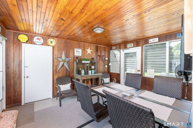 19 Baldwin Street, West Hartford, CT 06110