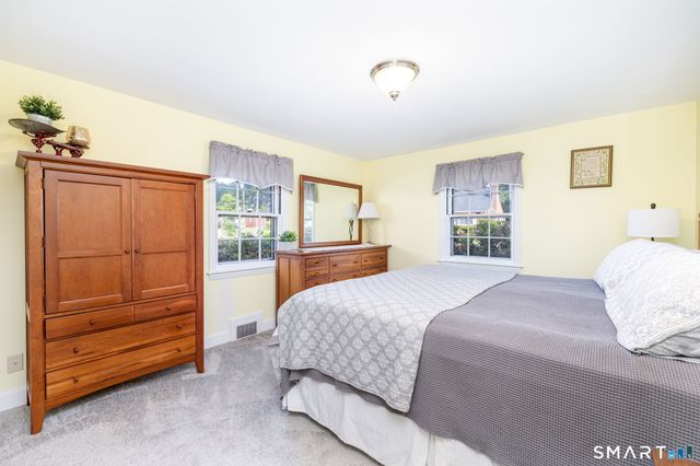 19 Baldwin Street, West Hartford, CT 06110