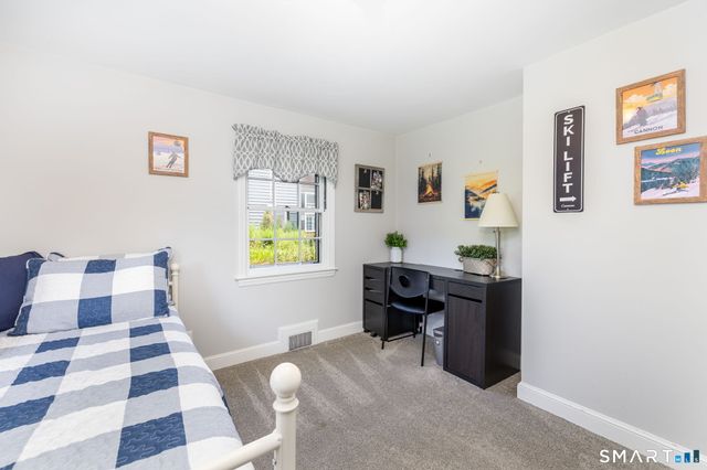 19 Baldwin Street, West Hartford, CT 06110