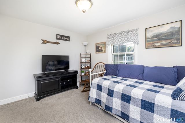 19 Baldwin Street, West Hartford, CT 06110