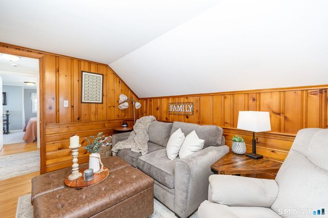 19 Baldwin Street, West Hartford, CT 06110