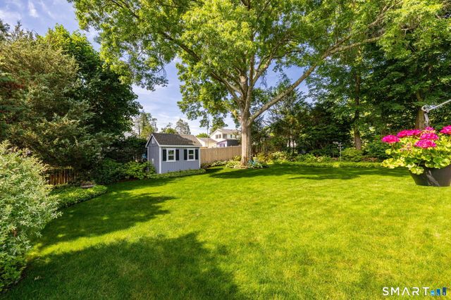 19 Baldwin Street, West Hartford, CT 06110