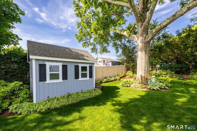 19 Baldwin Street, West Hartford, CT 06110
