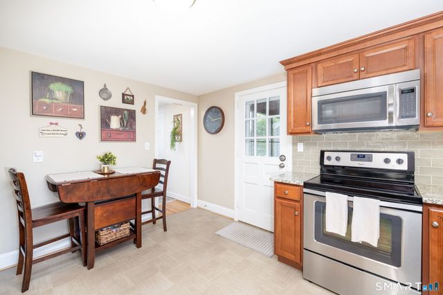 19 Baldwin Street, West Hartford, CT 06110