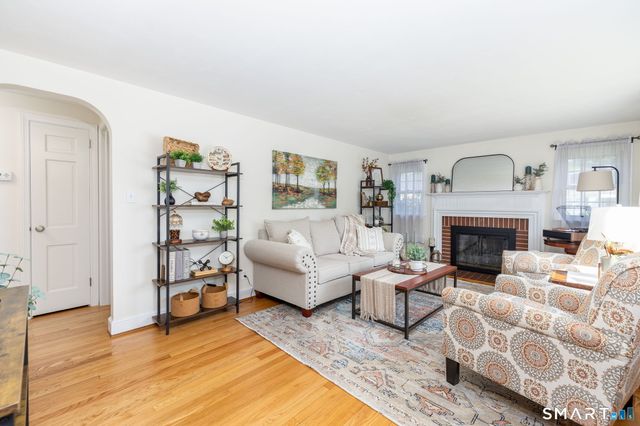 19 Baldwin Street, West Hartford, CT 06110