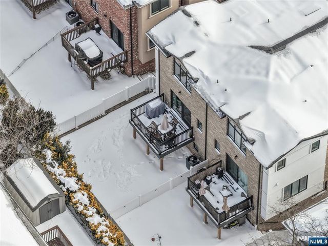 217 5th Street B, Palisades Park, NJ 07650