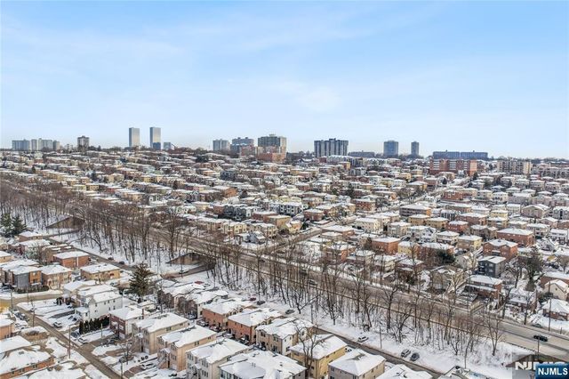 217 5th Street B, Palisades Park, NJ 07650