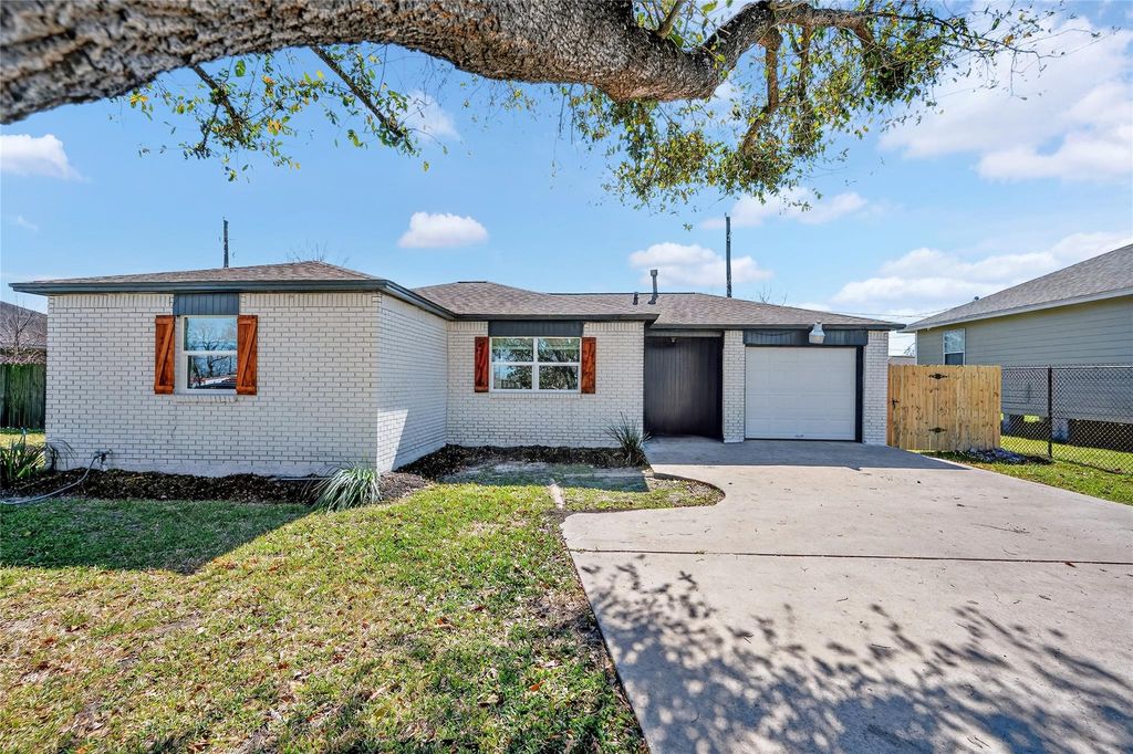 16034 Clearmeadow Street, Channelview, TX 77530