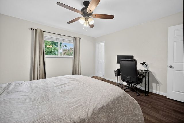 3609 Parkridge Drive 204, Dallas, TX 75234