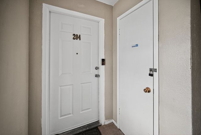 3609 Parkridge Drive 204, Dallas, TX 75234