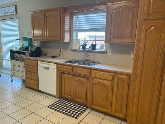 408 Sunshine Trail, Bells, TX 75414
