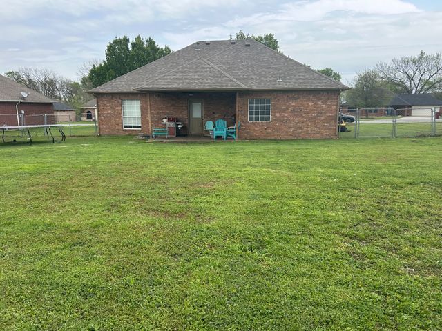 408 Sunshine Trail, Bells, TX 75414