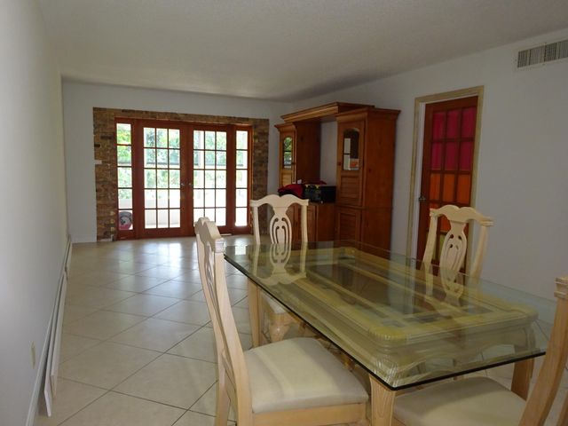 605 S STATE ROAD 7 2D, Margate, FL 33068