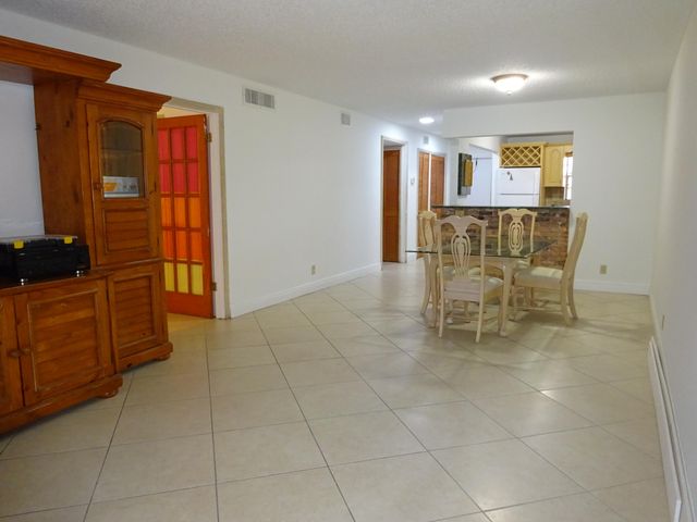605 S STATE ROAD 7 2D, Margate, FL 33068