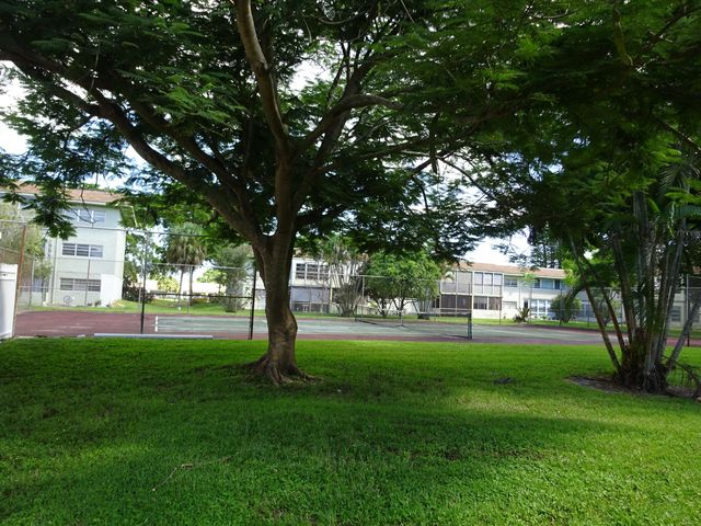 605 S STATE ROAD 7 2D, Margate, FL 33068
