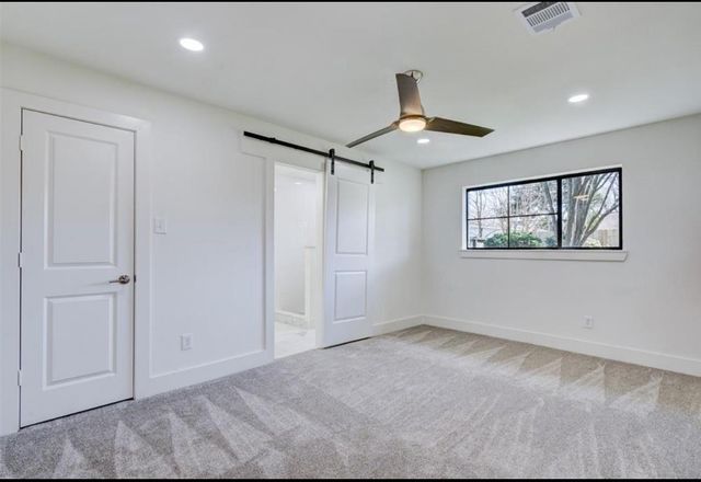 8907 Tanager Street, Houston, TX 77036
