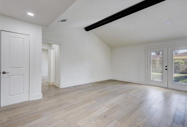 8907 Tanager Street, Houston, TX 77036