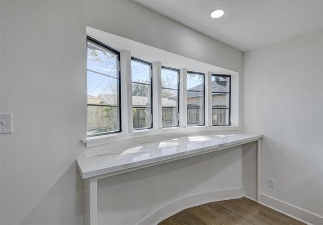 8907 Tanager Street, Houston, TX 77036