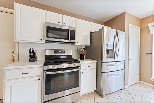 2307 Old Oak Lane, Houston, TX 77339