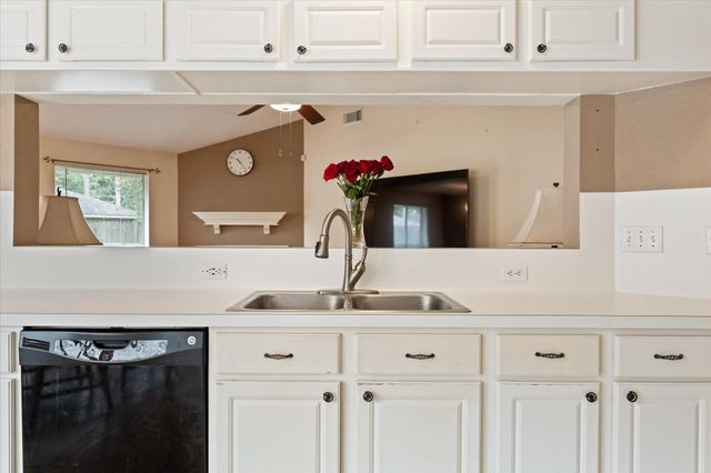 2307 Old Oak Lane, Houston, TX 77339