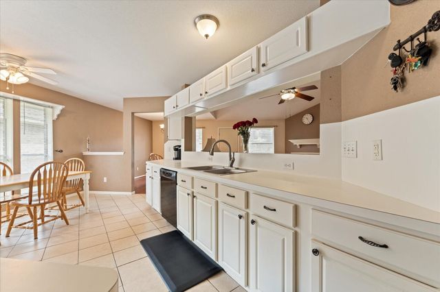 2307 Old Oak Lane, Houston, TX 77339