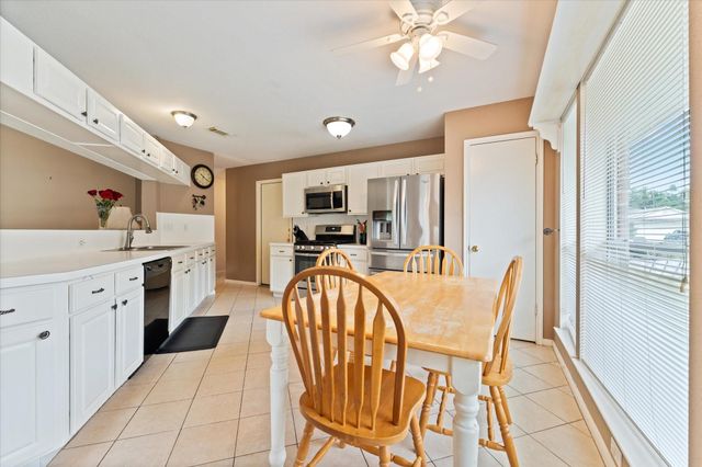 2307 Old Oak Lane, Houston, TX 77339