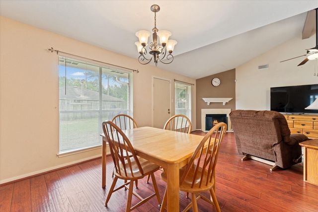 2307 Old Oak Lane, Houston, TX 77339
